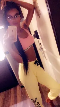 OnlyFans account  halleberry28 avatar 1