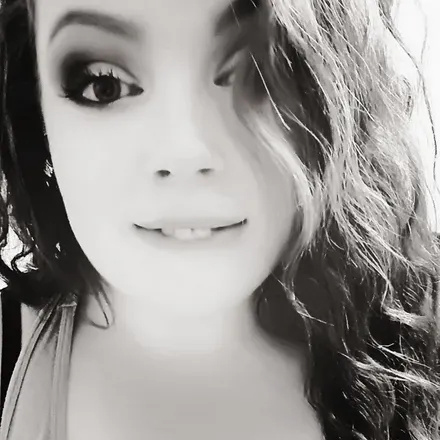OnlyFans account  momovixen avatar 1