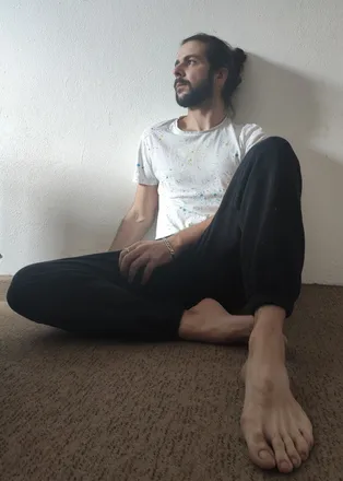 OnlyFans account  biganddirtyfeet header 2