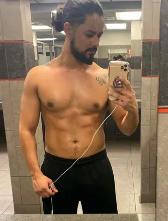 OnlyFans account  peruvianking3 avatar 1