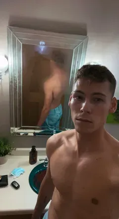 OnlyFans account  j.simon avatar 1
