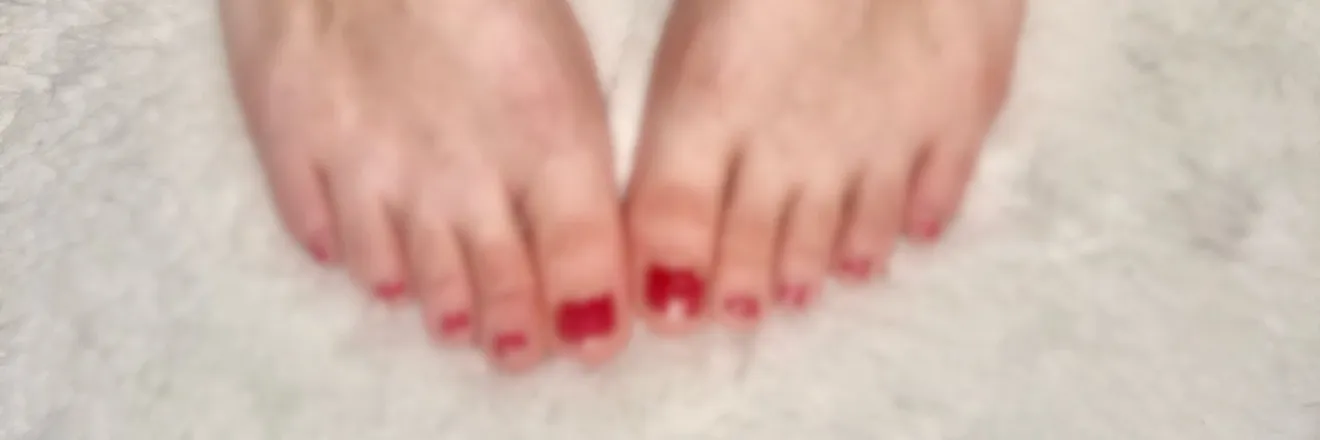 OnlyFans cuenta blondiefeetxo header 2