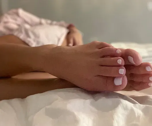 OnlyFans cuenta greek_feetgoddess header 2