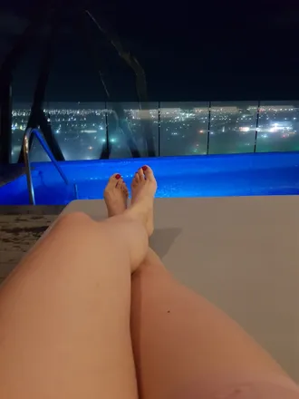 OnlyFans cuenta nalysfeet1 header 2