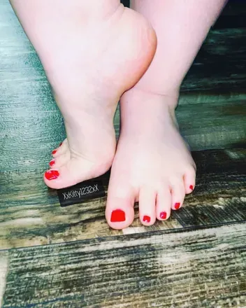 OnlyFans cuenta xxkitty1232xx header 2