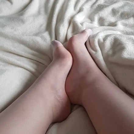 OnlyFans cuenta nylondollhouse header 2