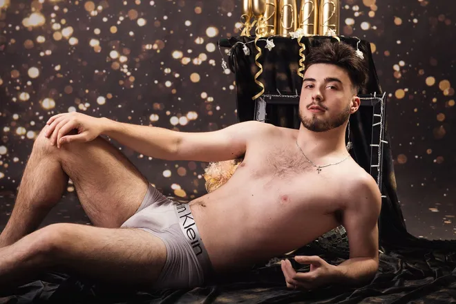 OnlyFans cuenta deveiin header 2