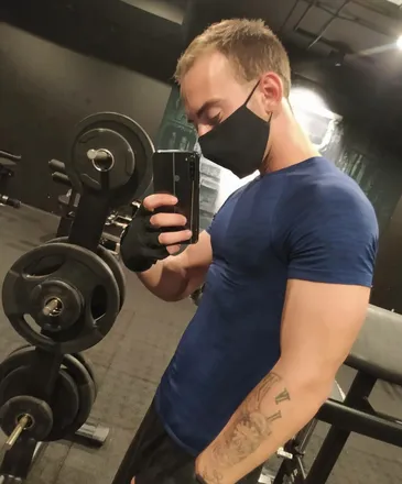 OnlyFans cuenta juansurfcasting97 header 2