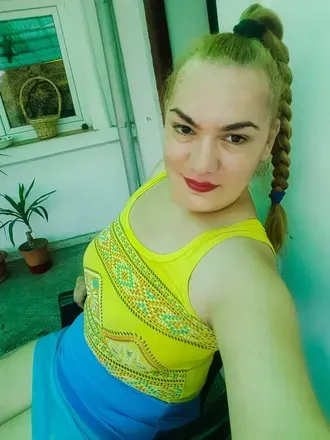 OnlyFans cuenta senatorusa header 2