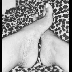 OnlyFans cuenta petitefeet_4me avatar 1