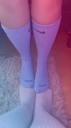 OnlyFans cuenta ticklishb1tch avatar 1