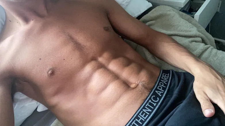OnlyFans account  bbbottommm header 1
