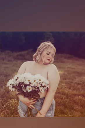 OnlyFans cuenta roziepeddelz1 header 2