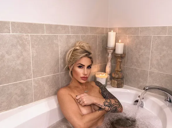 OnlyFans cuenta nikkiluciaafree header 2