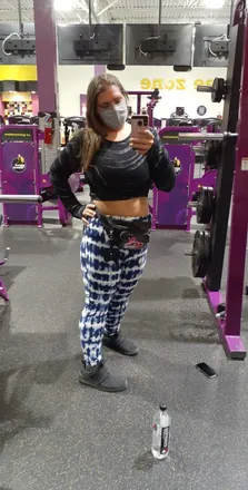 OnlyFans cuenta goodgollymissholly18 previous_headers_1 4