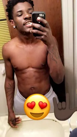 OnlyFans cuenta kvnggqvezz header 2