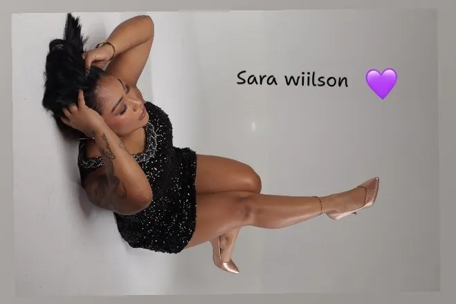 OnlyFans cuenta sarawiilson header 2