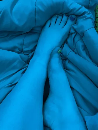 OnlyFans cuenta prettyfeet8801 header 2