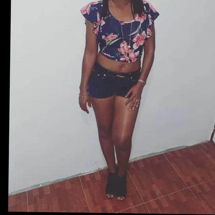 OnlyFans cuenta cutefeetstefany01 header 2