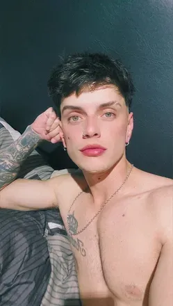 OnlyFans cuenta tuhotboy1 avatar 1