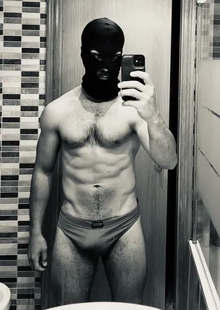 OnlyFans account  masked_stud header 2