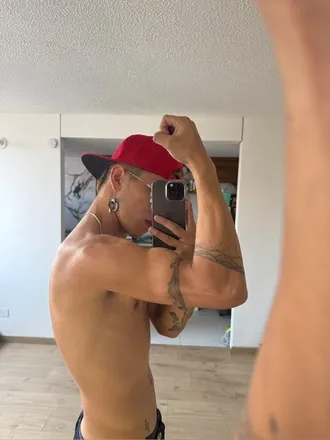 OnlyFans cuenta andrew_thevil header 2