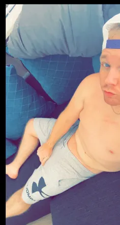 OnlyFans cuenta u215884809 header 2
