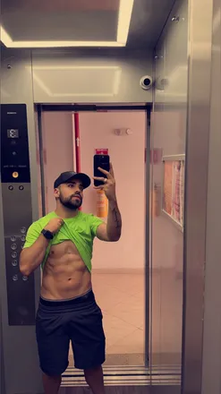 OnlyFans cuenta aarondiamond header 2