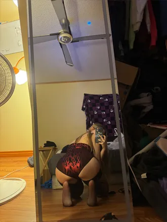 OnlyFans cuenta kassleanne header 2