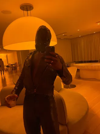 OnlyFans cuenta the_black_bond header 2