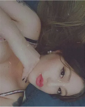 OnlyFans cuenta lovemichelle1880 avatar 1