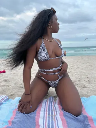 OnlyFans account  amberseductions avatar 1