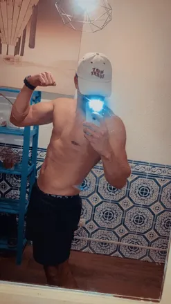 OnlyFans cuenta cost4 header 2
