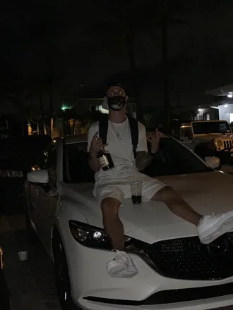 OnlyFans account  rewskii header 2