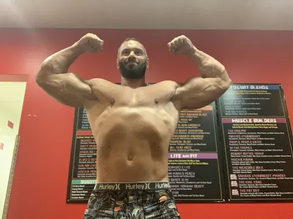 OnlyFans cuenta bigmaxxxmuscle avatar 1