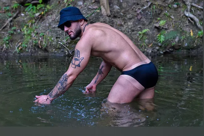 OnlyFans cuenta aalexxxtremo1 header 2