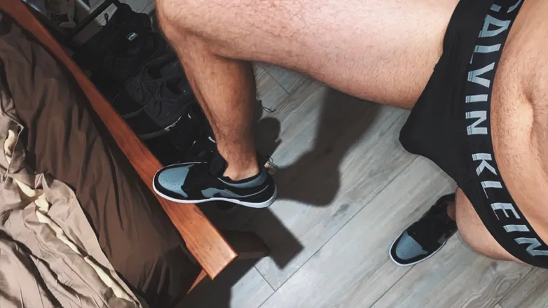 OnlyFans account  ozzieboy1998 header 2