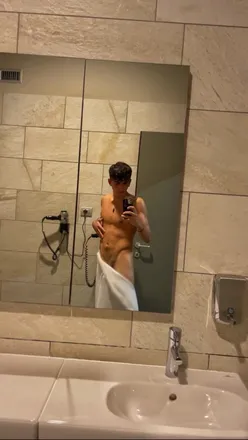 OnlyFans cuenta achille.reditroia header 2