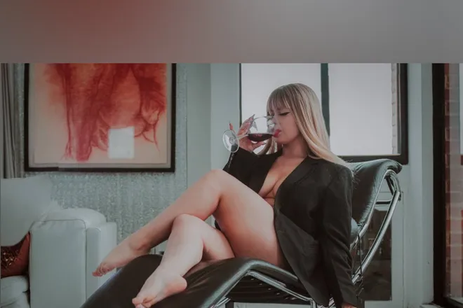 OnlyFans cuenta alicecox header 2