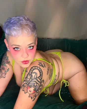 OnlyFans cuenta lilyliqueur avatar 1