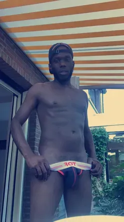 OnlyFans cuenta black.twink.29 avatar 1