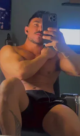 OnlyFans cuenta bruno_santi header 2