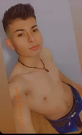 OnlyFans cuenta adrianv116 avatar 1