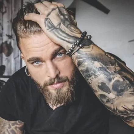 OnlyFans cuenta beardedandtatted avatar 1