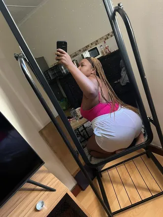 OnlyFans cuenta henny_talk header 2