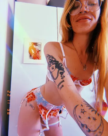 OnlyFans cuenta princesspatto header 2