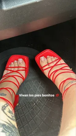 OnlyFans account  girlprettyfeet avatar 1