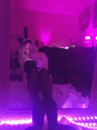 OnlyFans cuenta livvex header 2