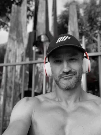 OnlyFans account  rasev_xxx avatar 1