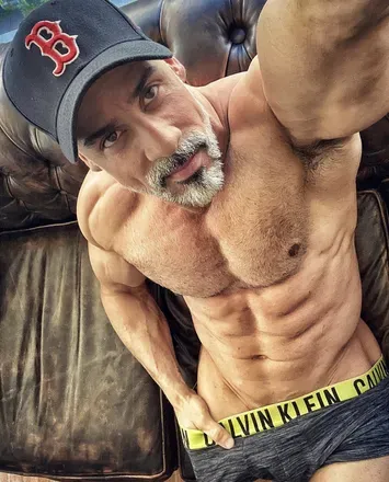 OnlyFans account  multiflyer2019 avatar 1